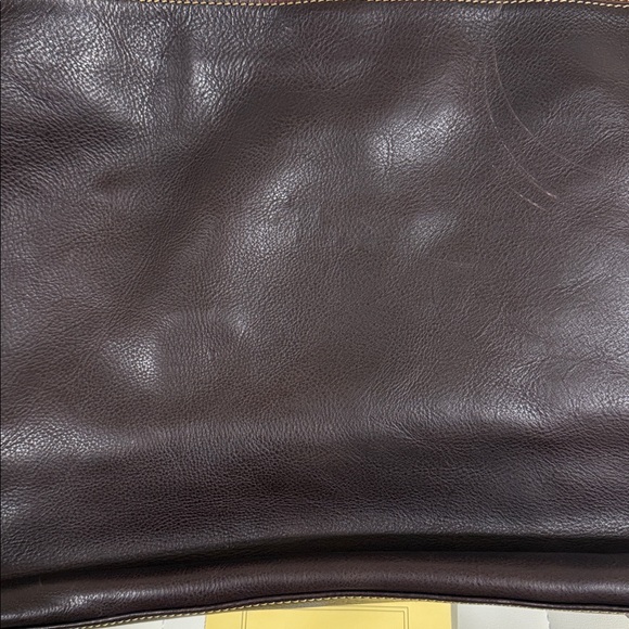 Dooney & Bourke Extra Large Courtney Sac - Picture 3 of 8